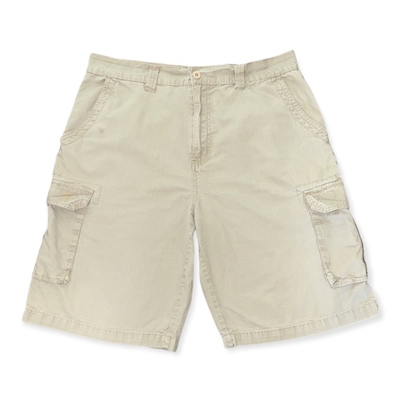 Beverly Hills Polo Club Other - Beverly Hill Polo Club men’s khaki cargo shorts